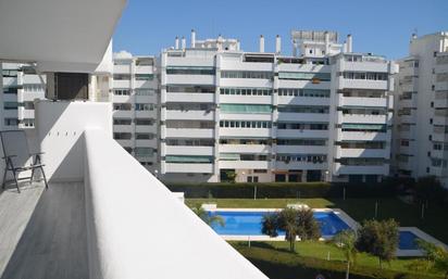 Exterior view of Flat for sale in Fuengirola  with Swimming Pool