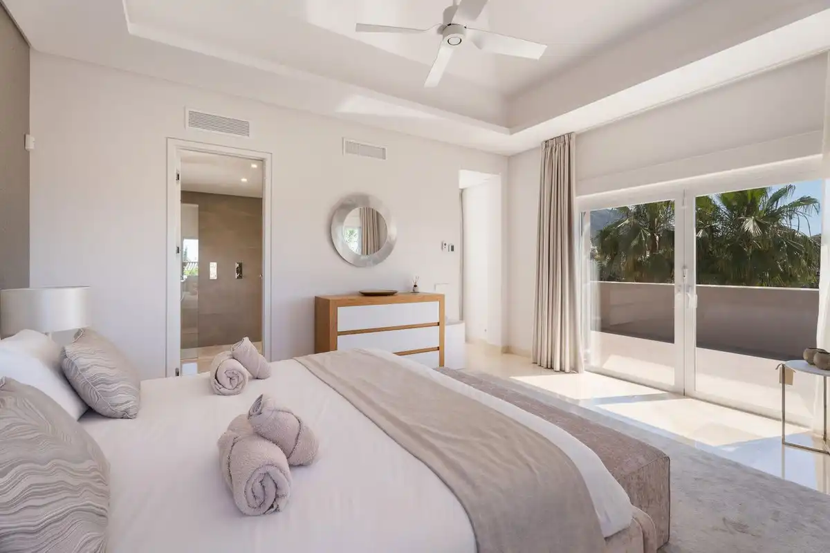 Villa mit Garten zum Verkauf in Nueva Andalucía, imagen 33
