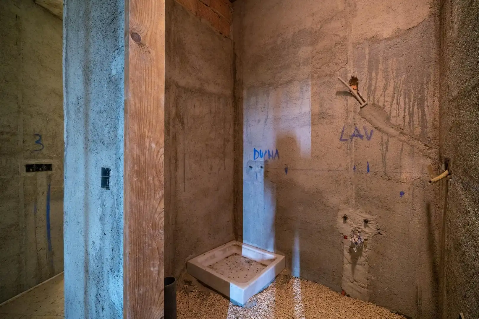 Bathroom of Buildings for sale in Maria de la Salut