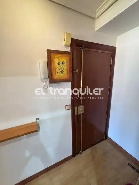 Flat for rent in Madrid  with Air Conditioner, Furnished and Washing machine