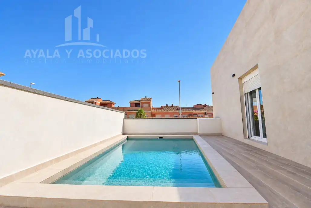 Piscina de Casa o xalet en venda en Cartagena amb Jardí privat i Piscina