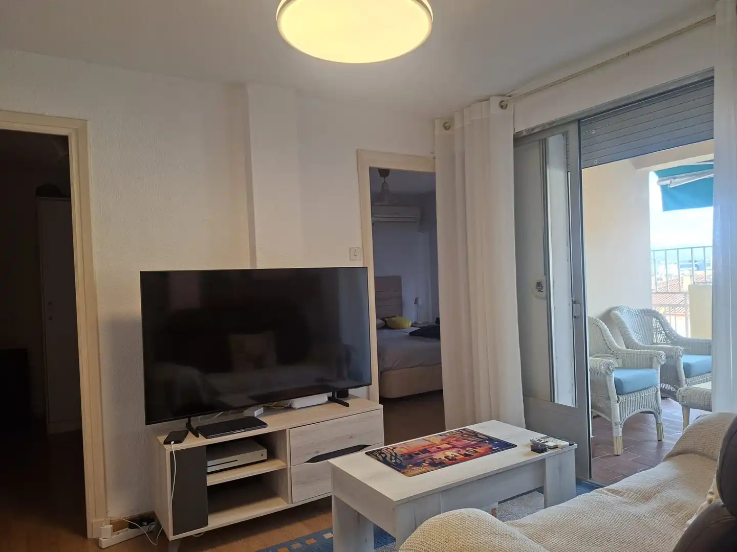 Living room of Attic for rent in Granada  with Air Conditioner, Heating and Terrace