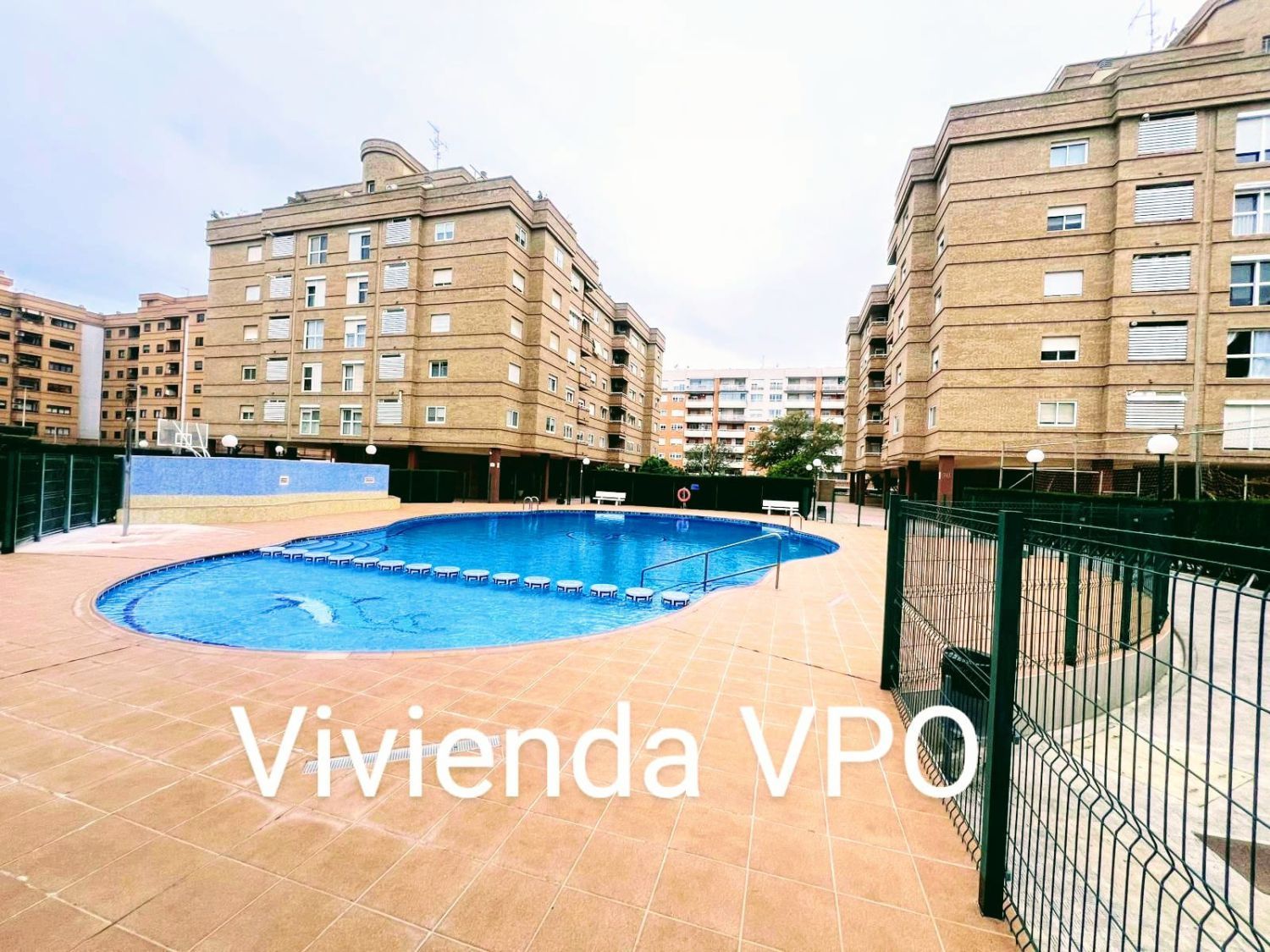 Swimming pool of Flat for sale in Castellón de la Plana / Castelló de la Plana  with Air Conditioner, Heating and Terrace