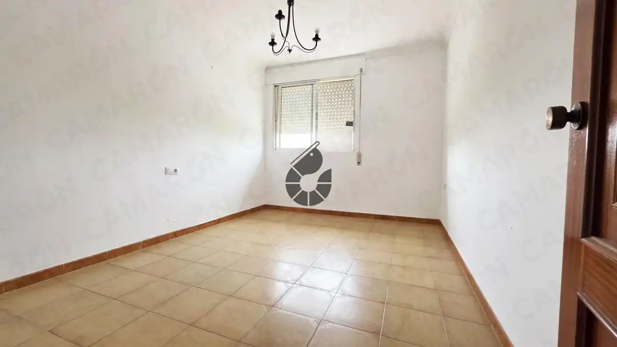 Flat for sale in Coria del Río