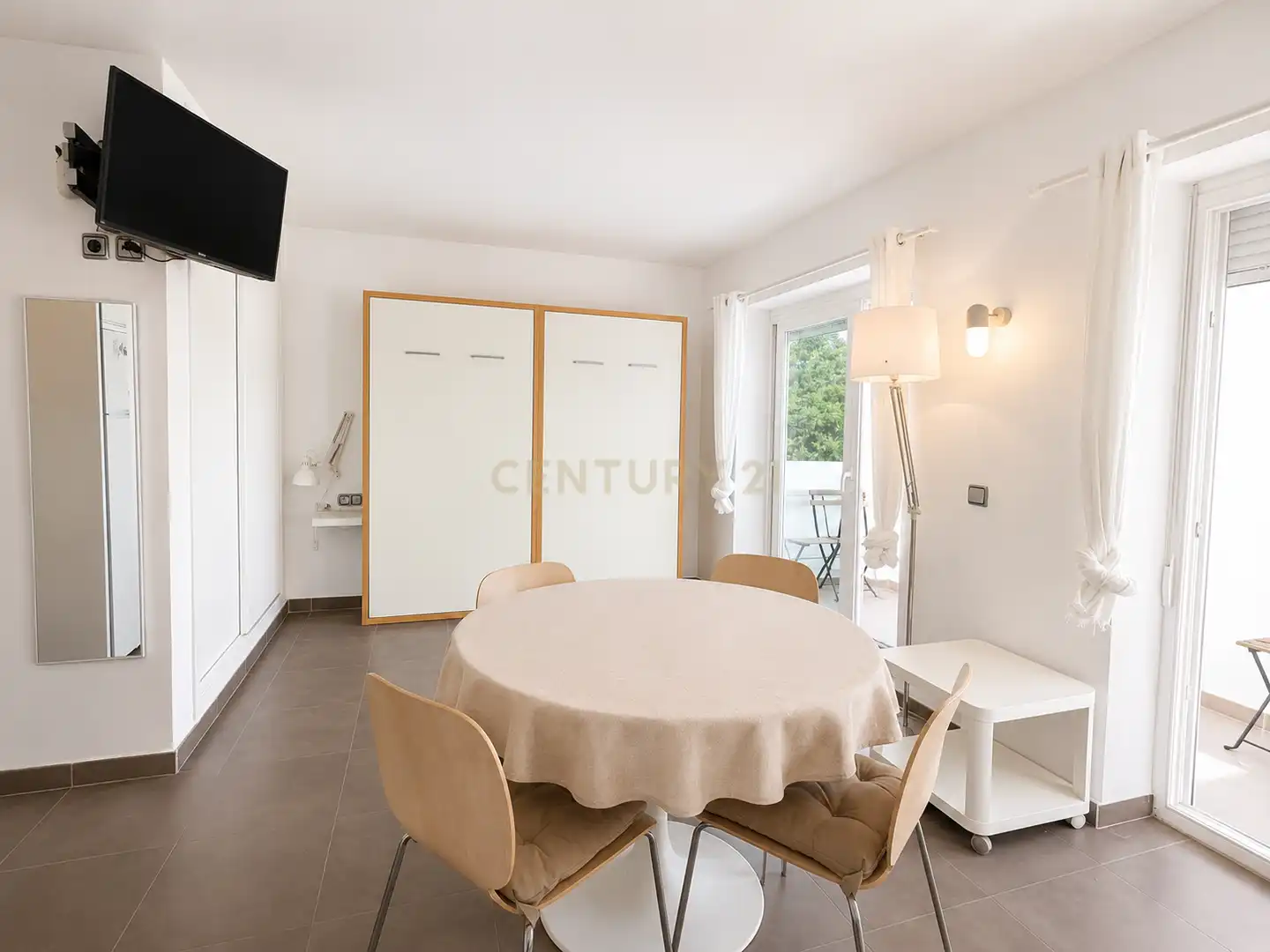 Habitación de Loft de alquiler en Sant Josep de sa Talaia con Aire acondicionado, Piscina y Balcón
