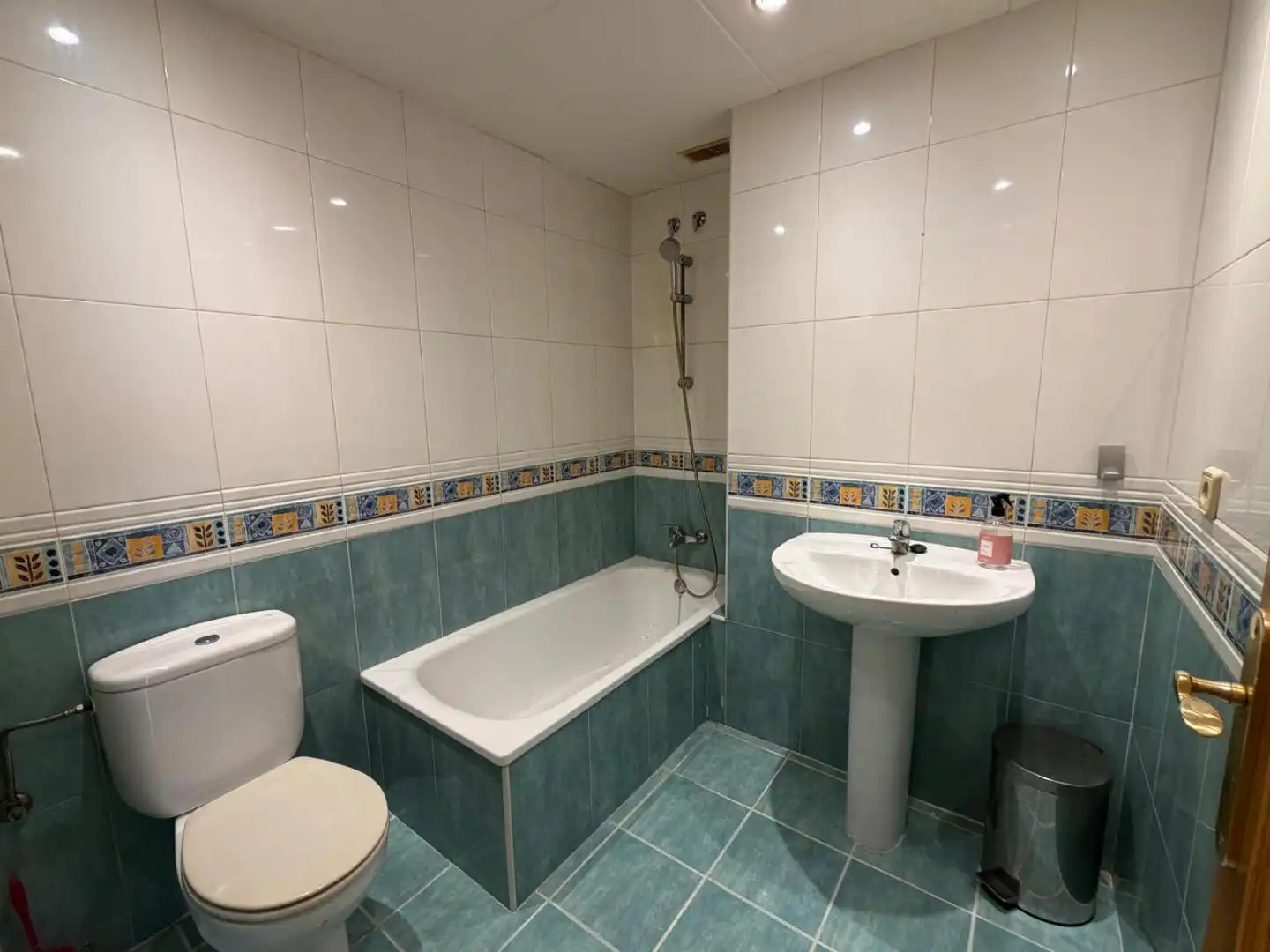 Bathroom of Duplexes for sale in Benetússer