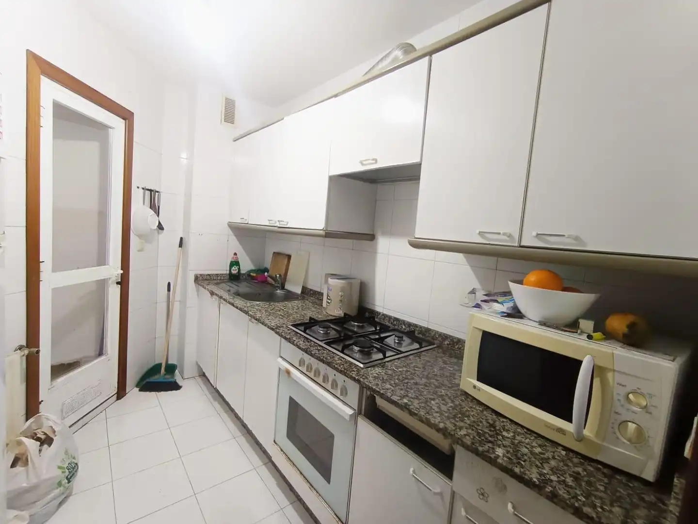 Küche von Wohnung zum Verkauf in Poio mit Möbliert