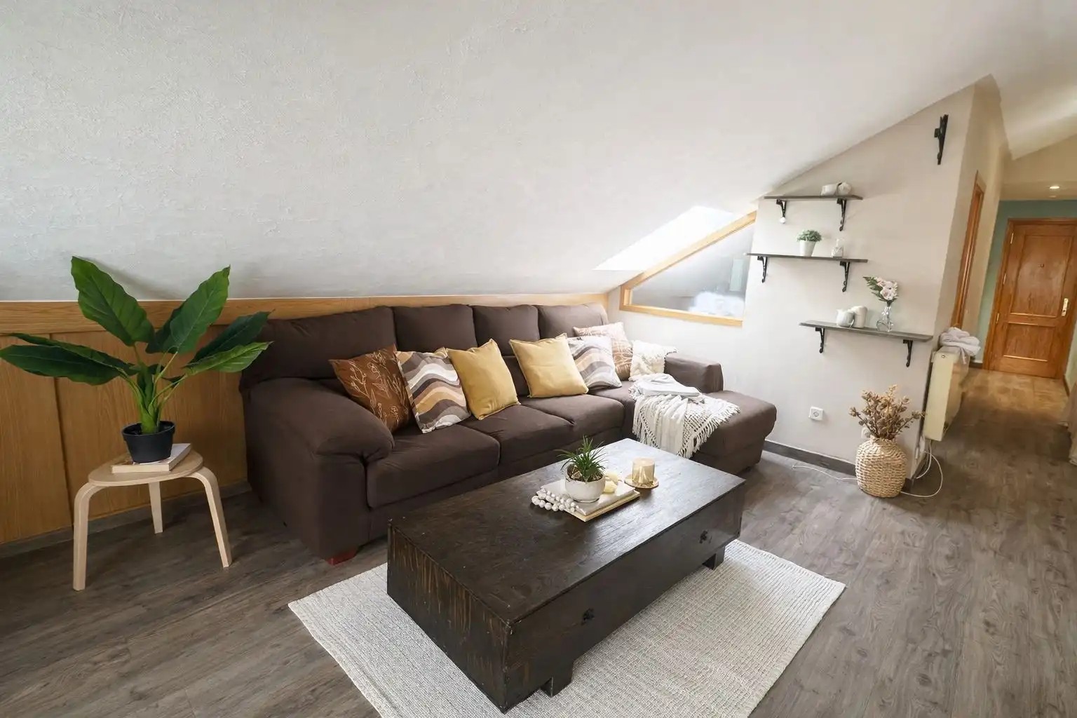 Sala de estar de Ático en venta en Collado Villalba con Aire acondicionado, Calefacción y Piscina comunitaria
