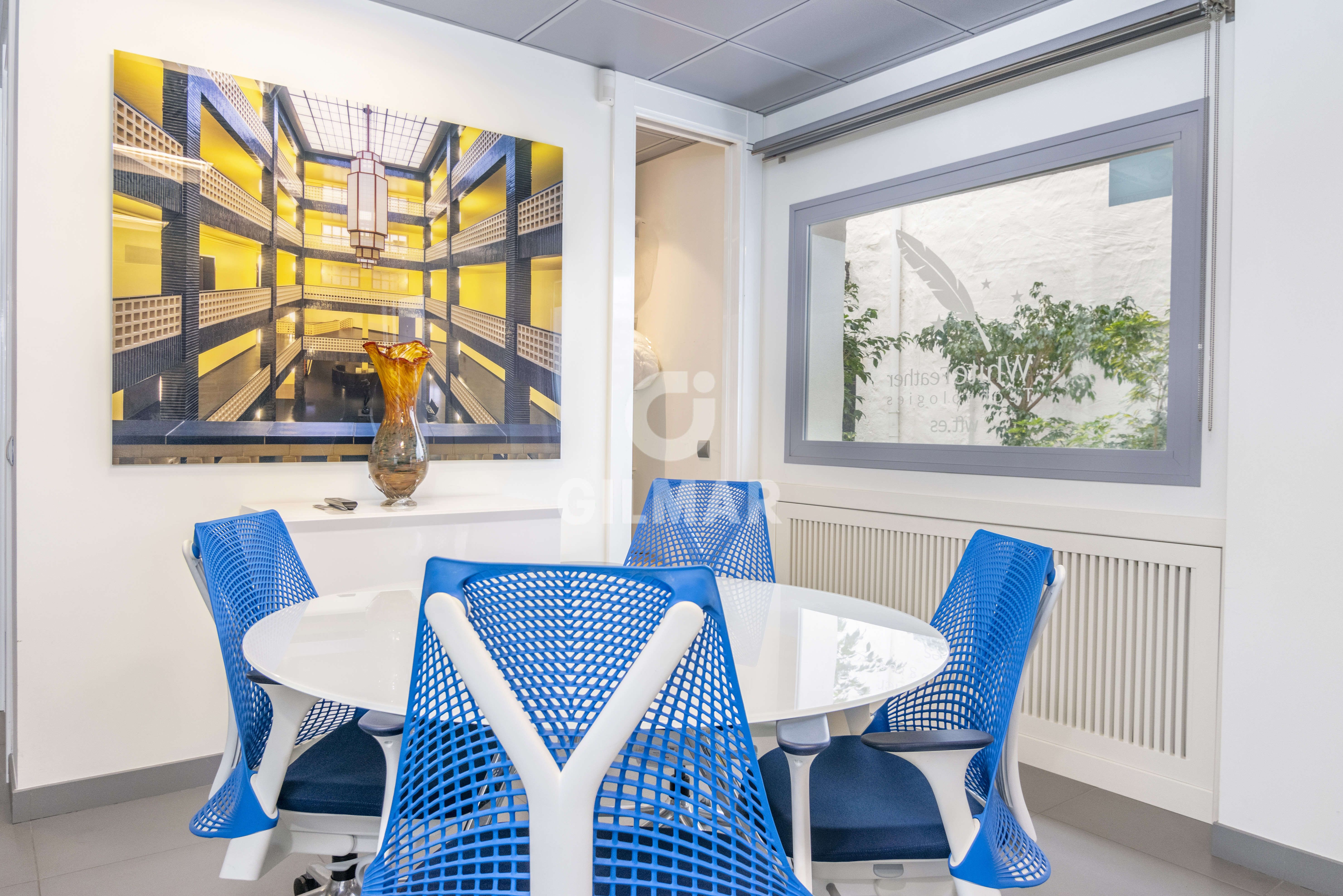 Premises for sale in Marbella  with Heating