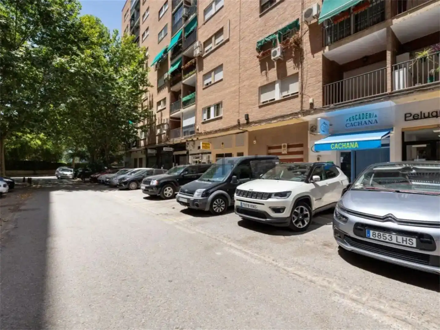 Aparcament de Local de lloguer en Granada