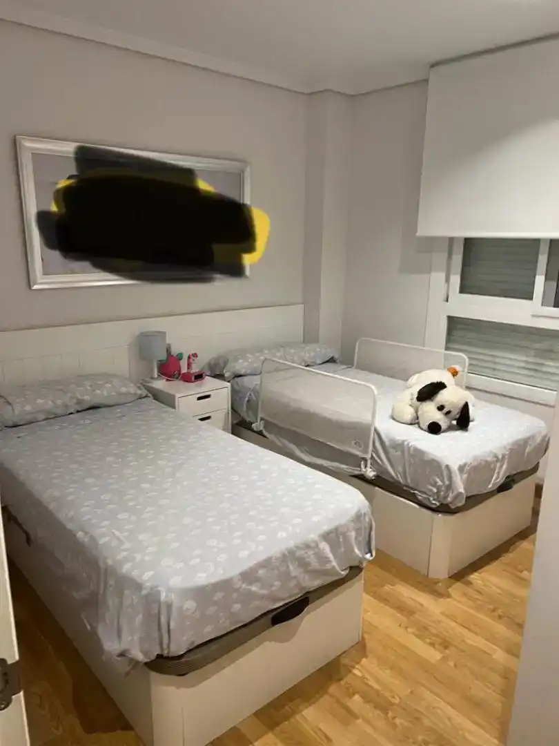 Dormitori de Pis en venda en Almería amb Aire condicionat, Jardí privat i Parquet