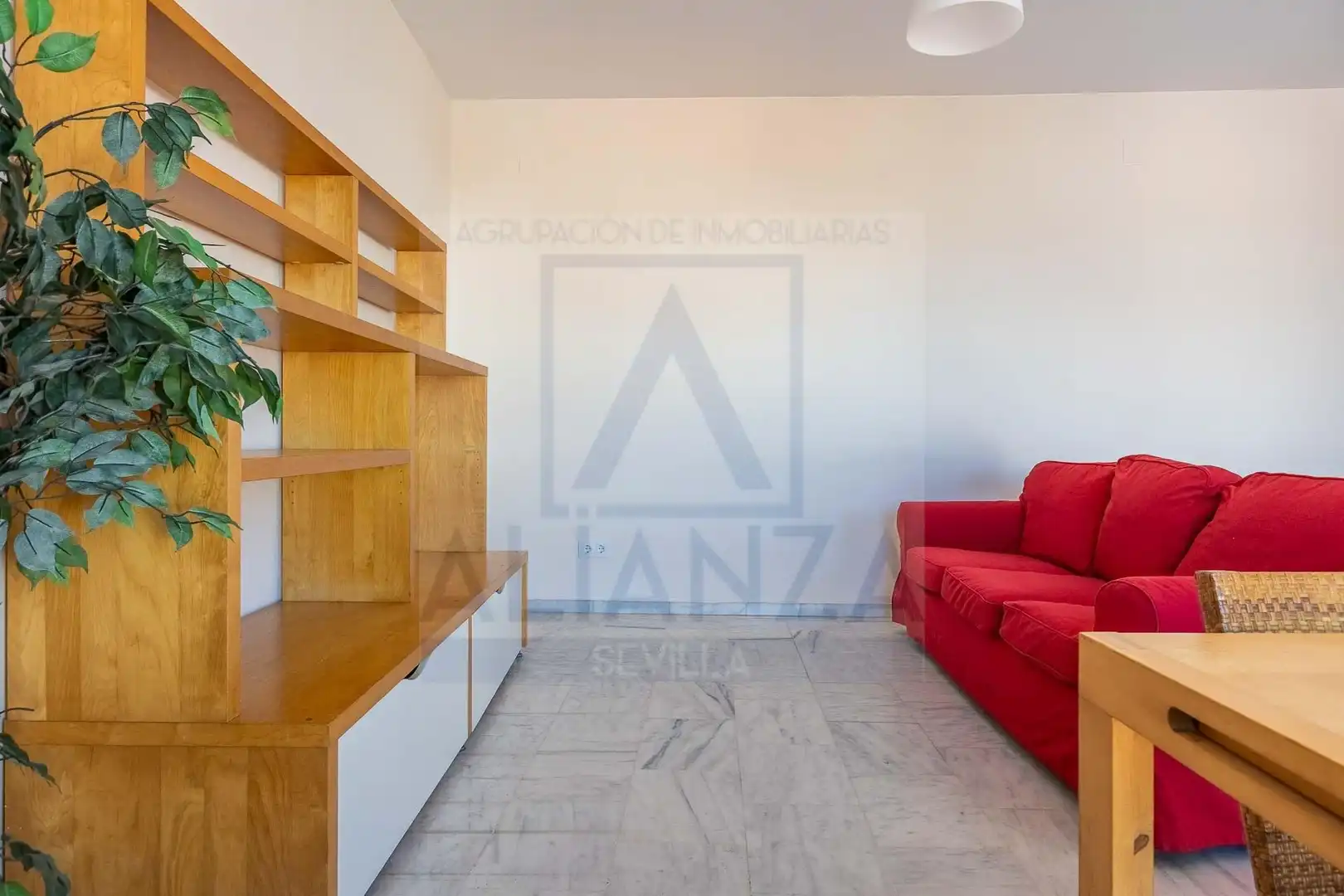 Sala d'estar de Pis en venda en Camas amb Aire condicionat i Balcó