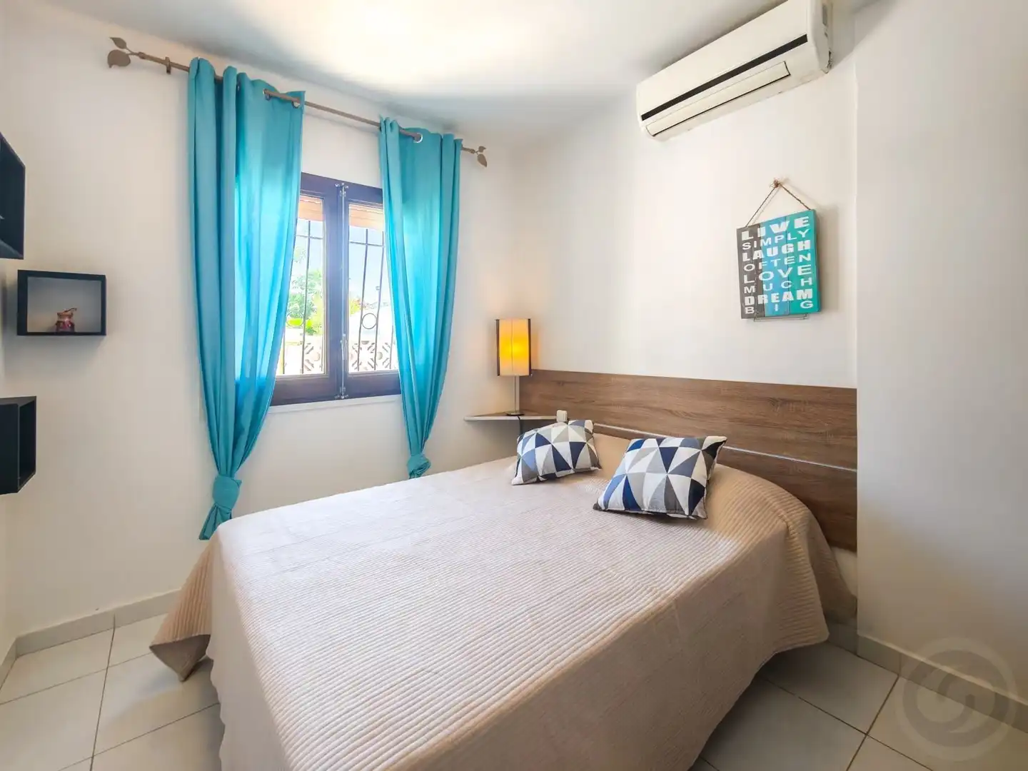 Habitación de Casa adosada en venta en Empuriabrava con Aire acondicionado, Calefacción y Terraza