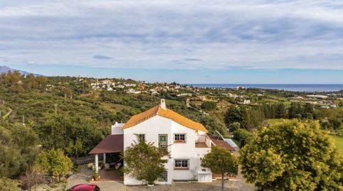 Foto 2 de Casa adosada en venta en Los Llanos, Estepona