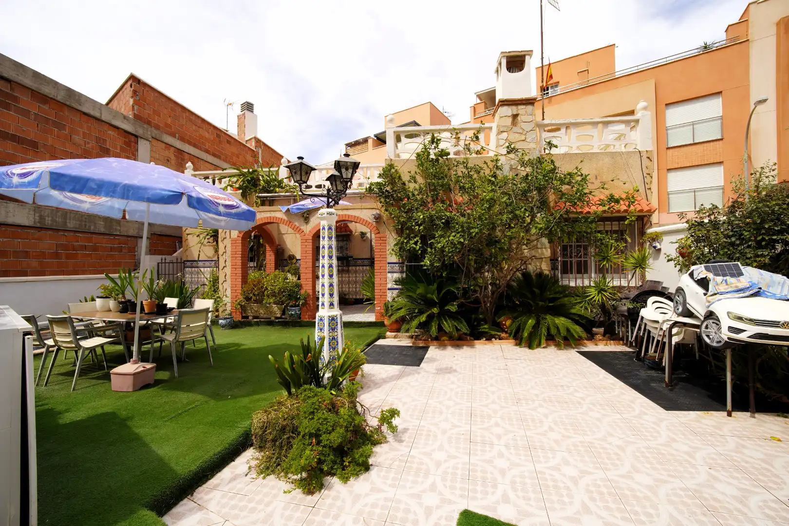 Terraza de Casa adosada en venta en Roquetas de Mar con Aire acondicionado, Jardín privado y Terraza