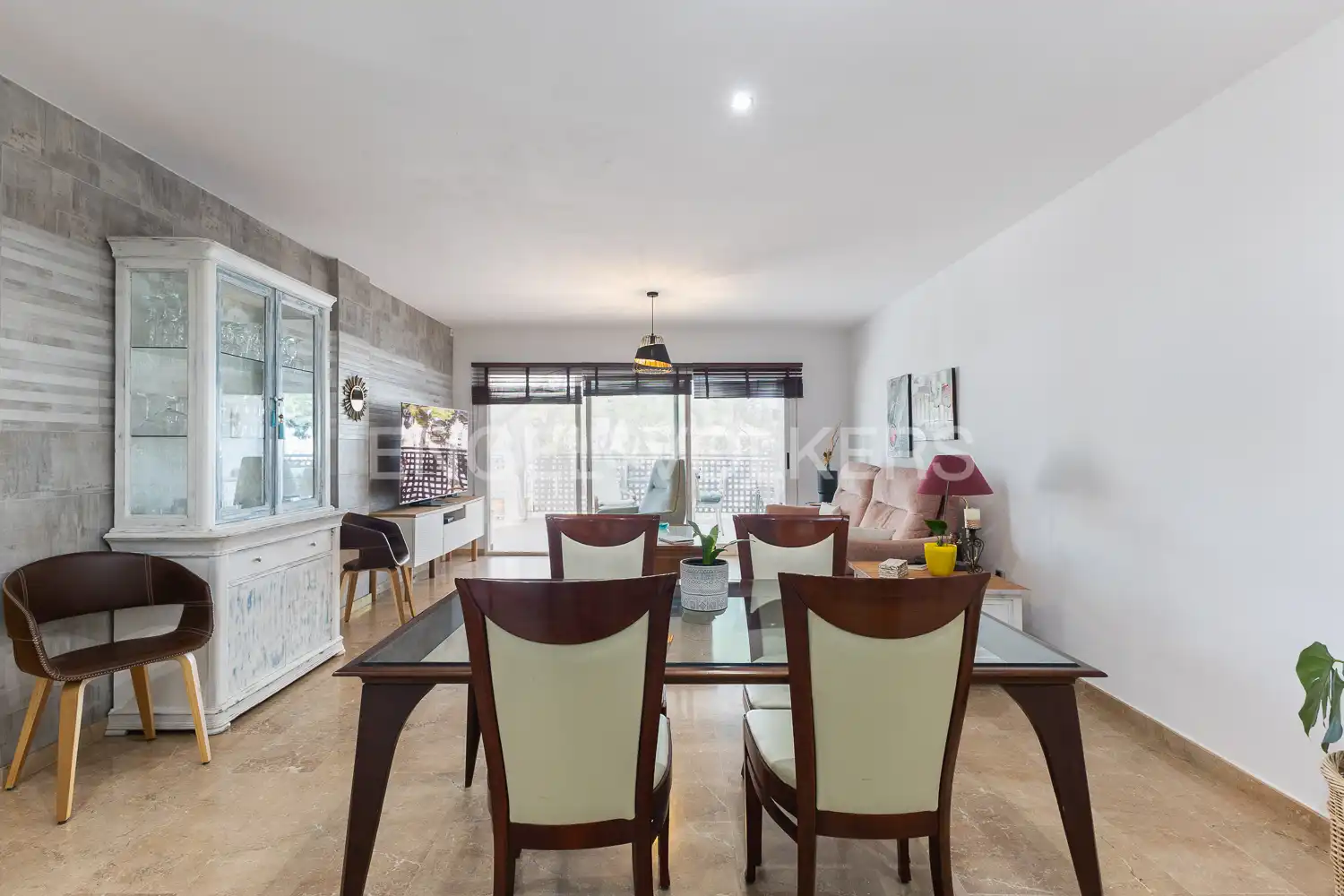 Houses for rent in Chiva, Valencia