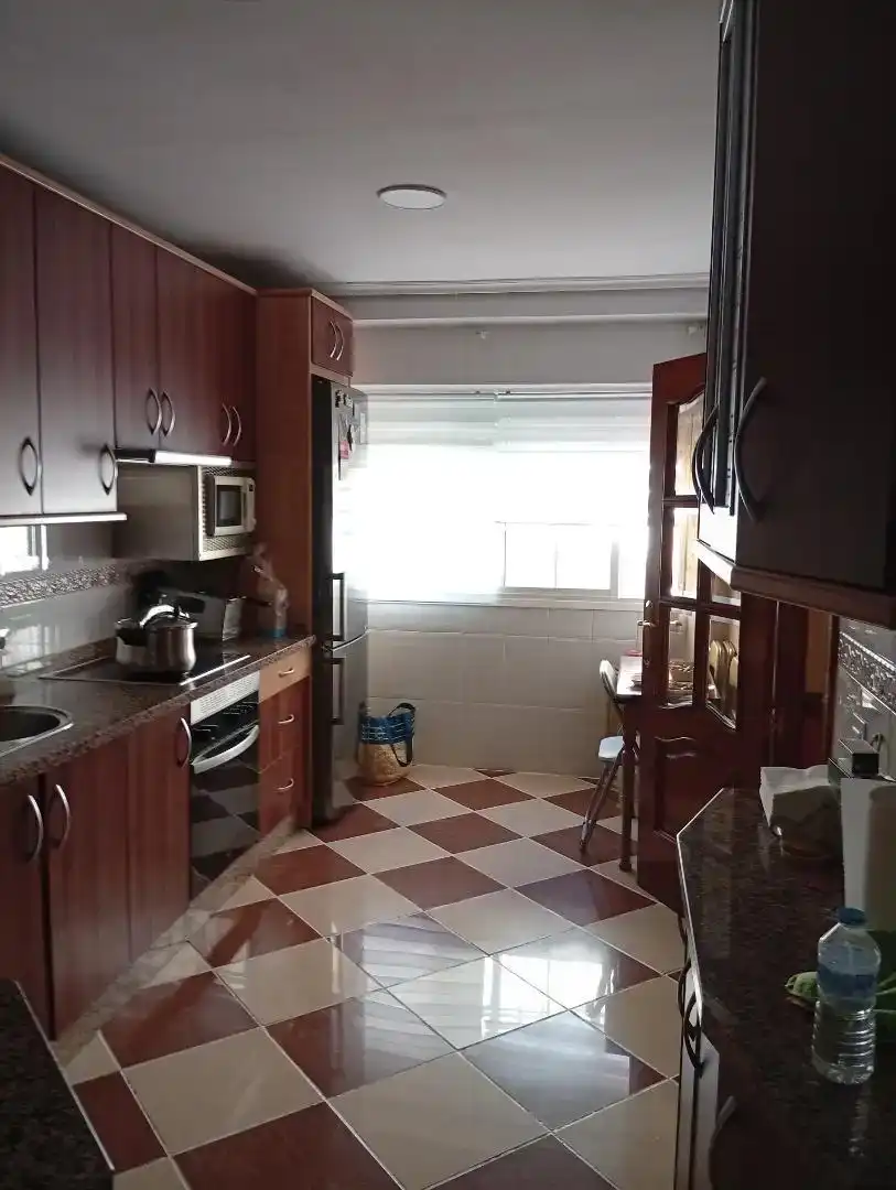 Cuina de Casa adosada en venda en  Jaén Capital amb Balcó