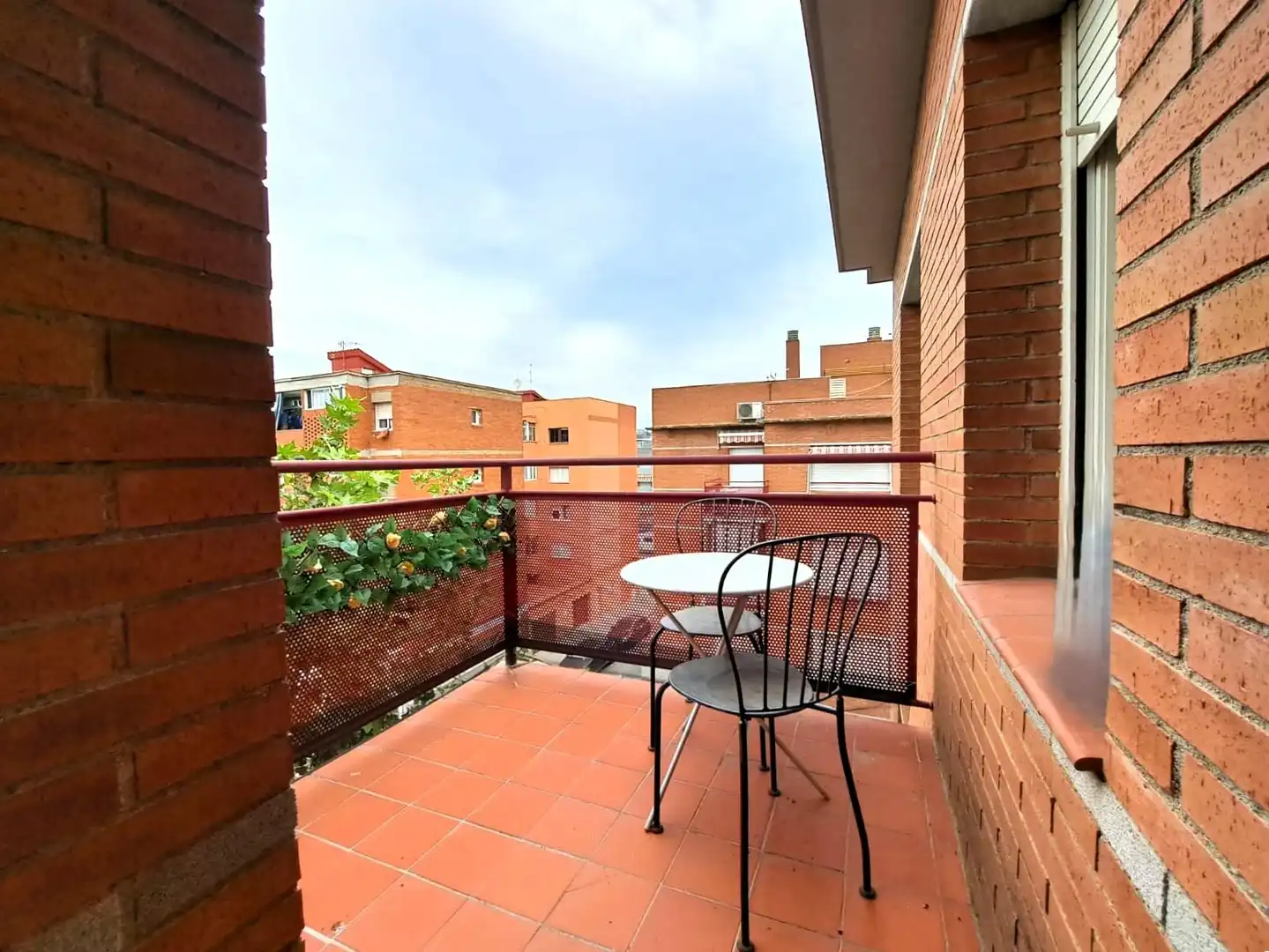 Flat with pool for sale in Sant Andreu de la Barca, imagen 2