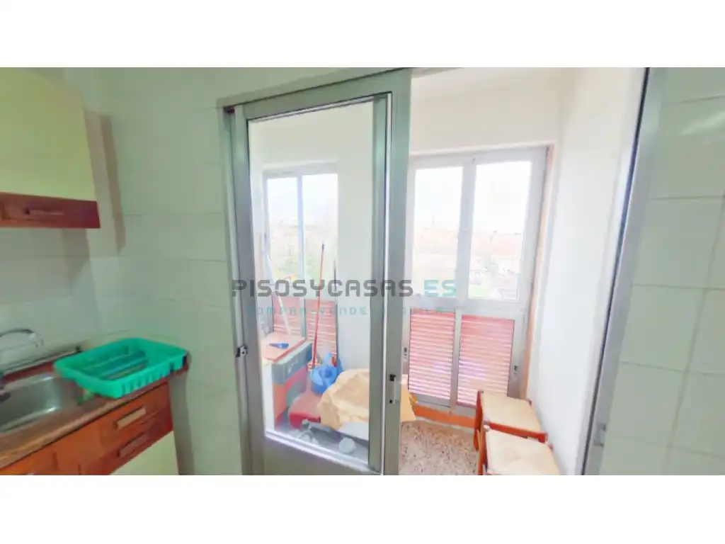 Habitación de Apartamento en venta en Tarazona con Balcón