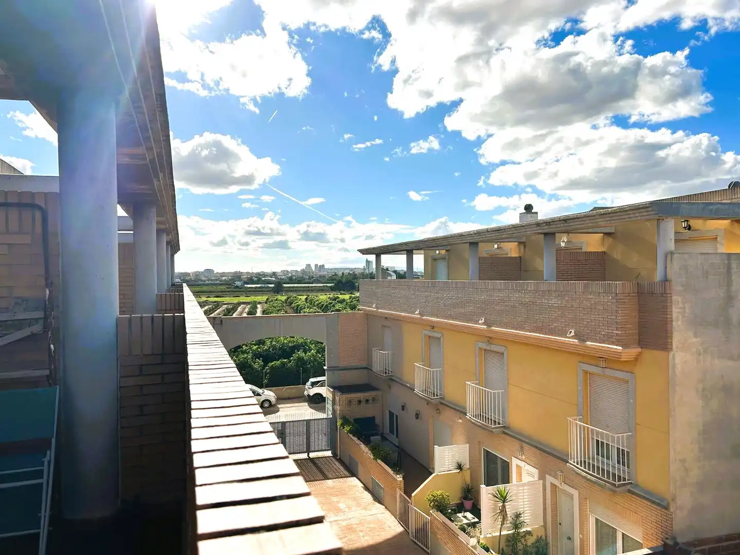 Vista exterior de Casa adosada en venta en Bonrepòs i Mirambell con Amueblado