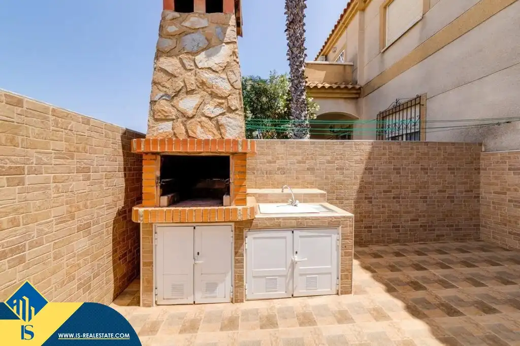 Bungalow amb piscina en venda a Nueva Torrevieja - Aguas Nuevas, imagen 5