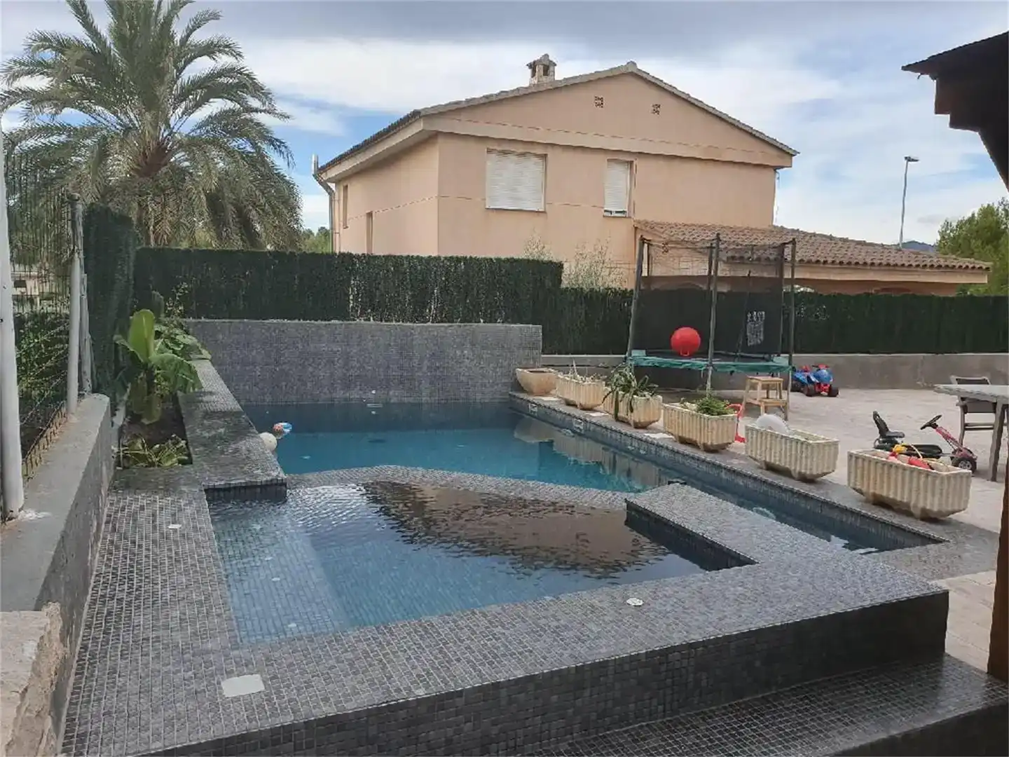 Piscina de Casa adosada en venda en L'Alcora amb Aire condicionat i Piscina