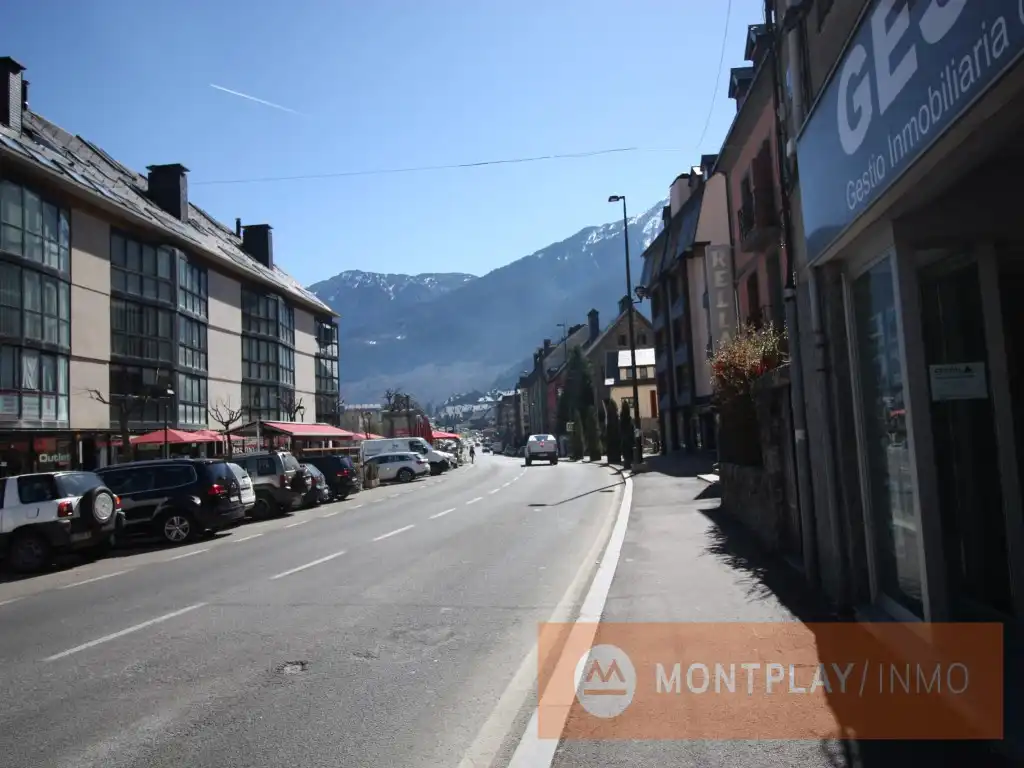 Vista exterior de Dúplex en venda en Vielha e Mijaran