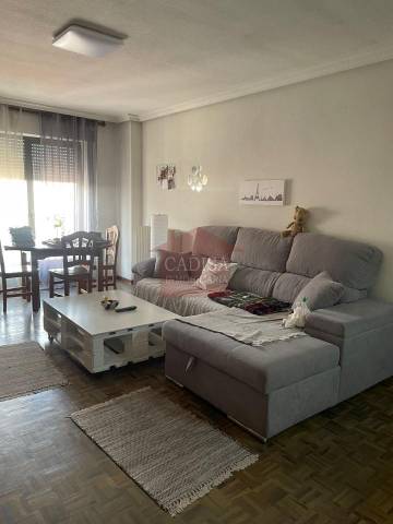 Piso en Alquiler en San Esteban - San Cristóbal