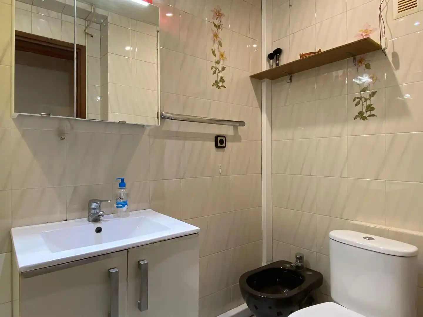 Bathroom of Flat for sale in Tarragona  with Oven, Washing machine and Alarm