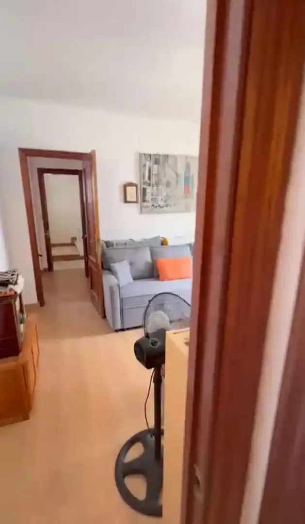 Flat with terrace for sale in Calle Duque de Almodóvar, imagen 2