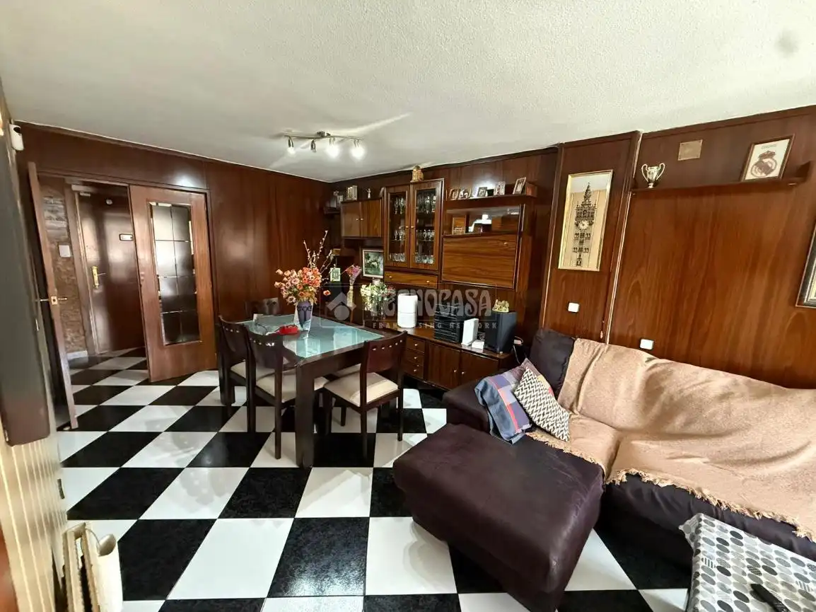 Piso en venta en Palomeras Sureste, Puente de Vallecas