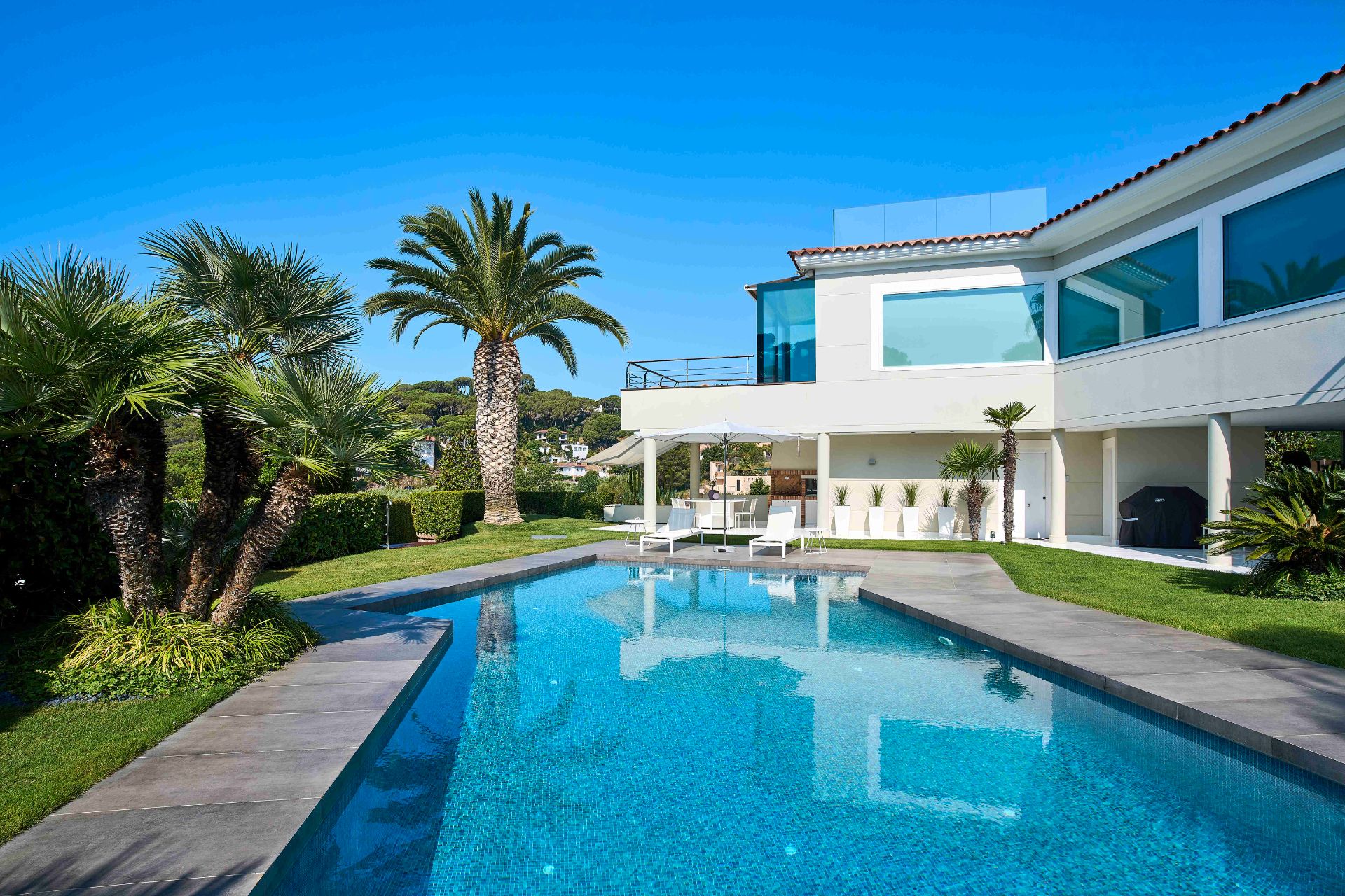 Swimming pool of House or chalet for sale in Sant Pol de Mar  with Air Conditioner, Heating and Private garden