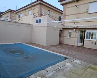 Swimming pool of House or chalet for sale in Puertollano  with Swimming Pool