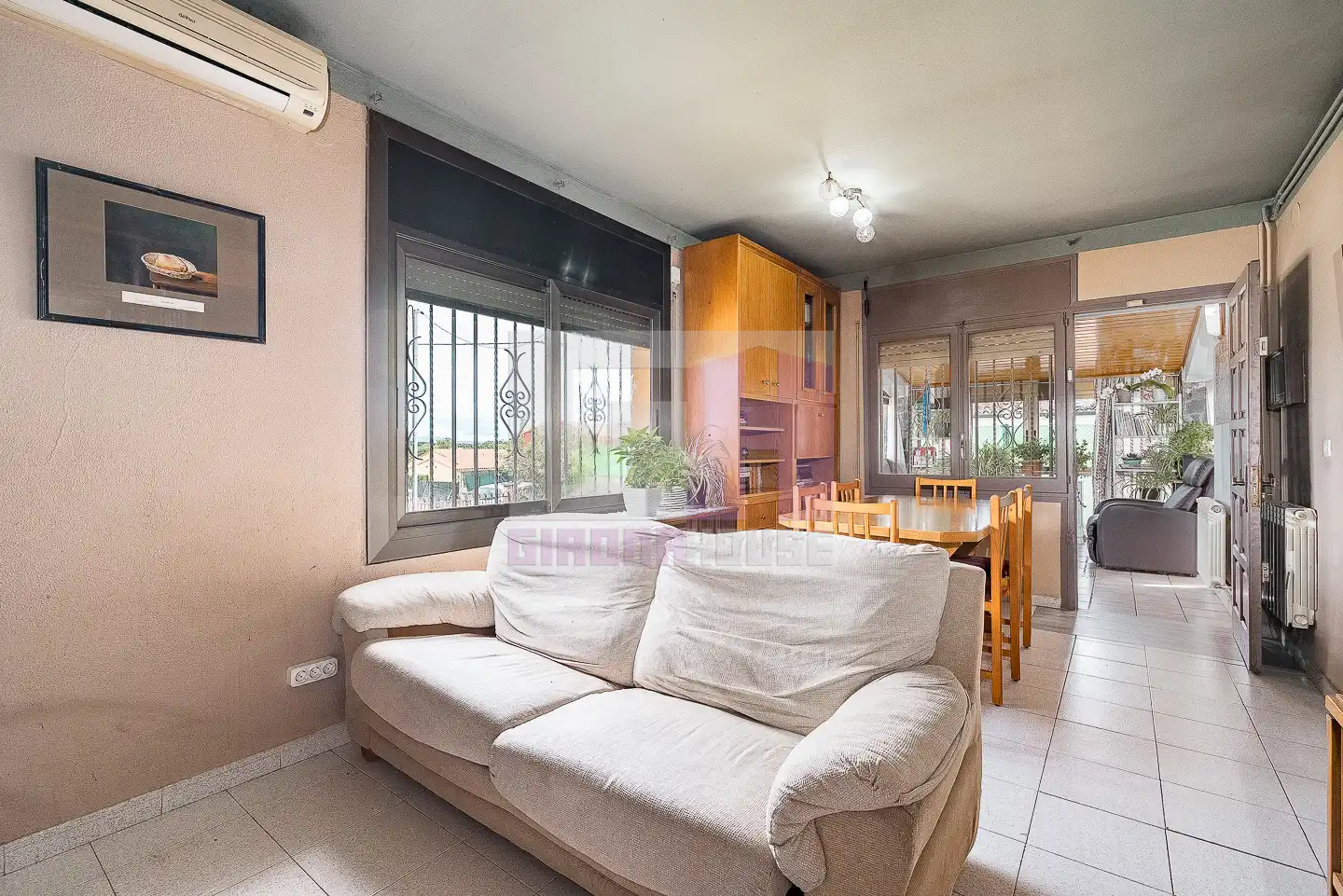 Living room of Houses for sale in Caldes de Malavella  with Air Conditioner, Heating and Private garden