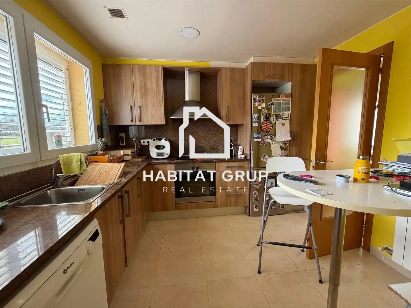 Kitchen of Houses for sale in Flaçà  with Heating