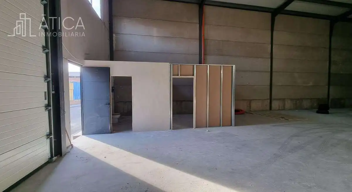 Nau industrial de lloguer a Villares de la Reina, imagen 3