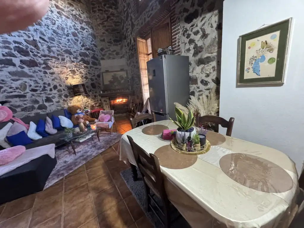 Dining room of Country homes for sale in Susqueda