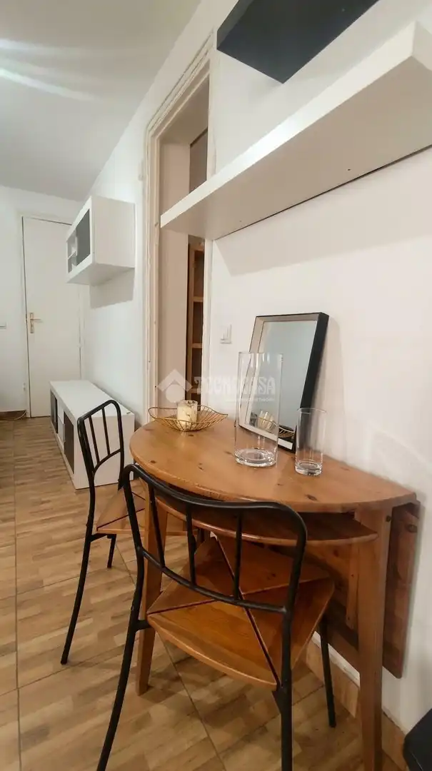 Habitación de Piso en venta en Madrid con Calefacción