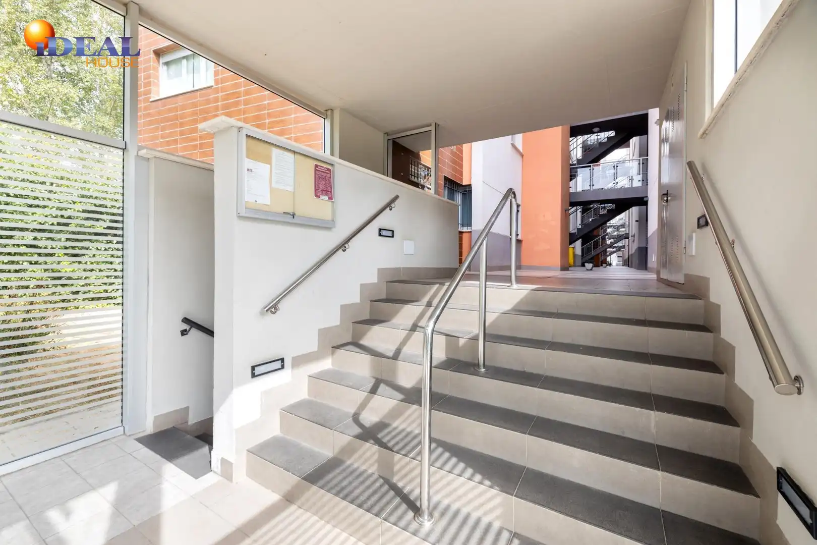 Piso con piscina en venta en Avenida de Circunvalación, imagen 6