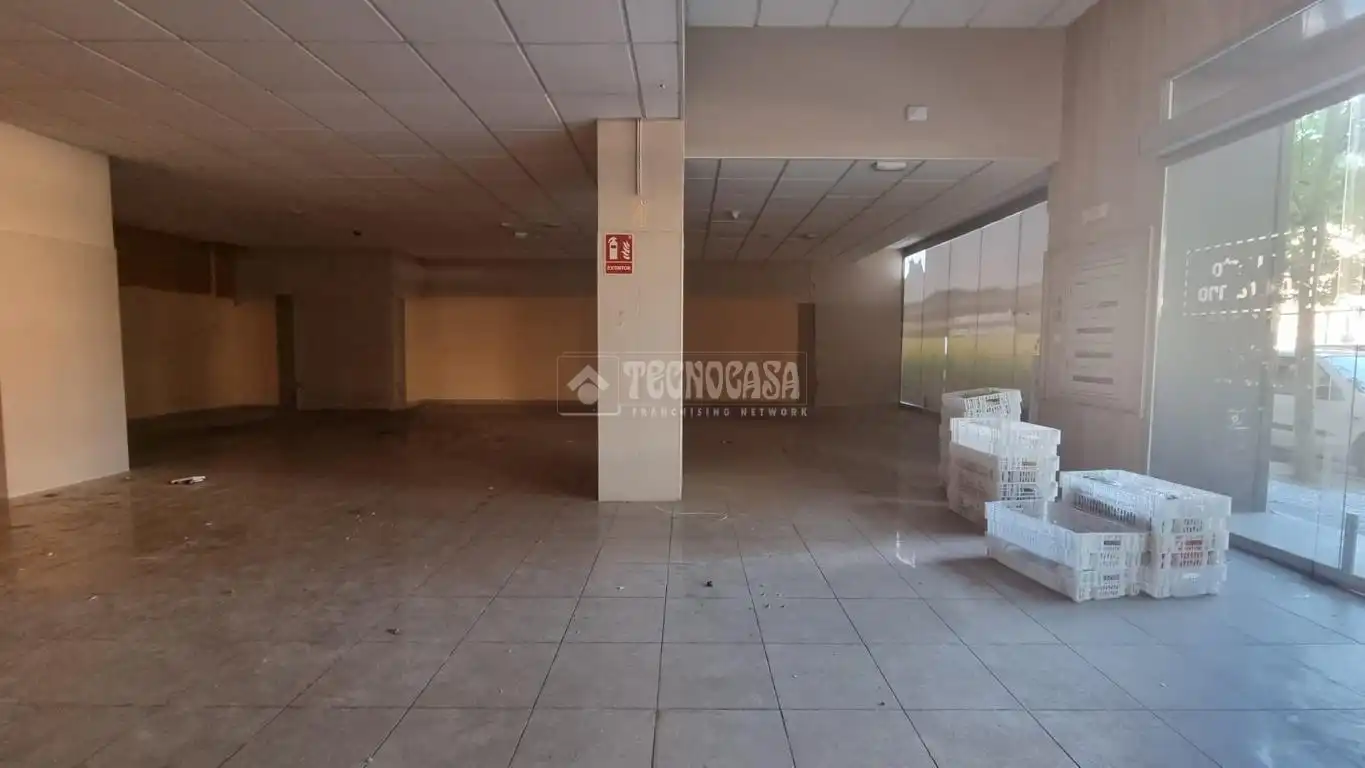 Local de lloguer en Zaragoza