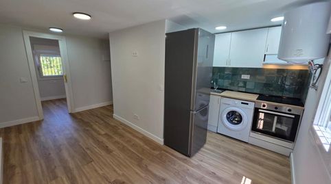 Foto 3 de Piso en venta en Grupo Zazpilanda Etxaldea, Zorrotza, Bilbao