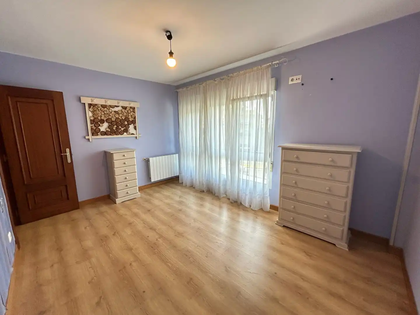 Habitación de Piso en venta en Colindres con Calefacción, Amueblado y Balcón