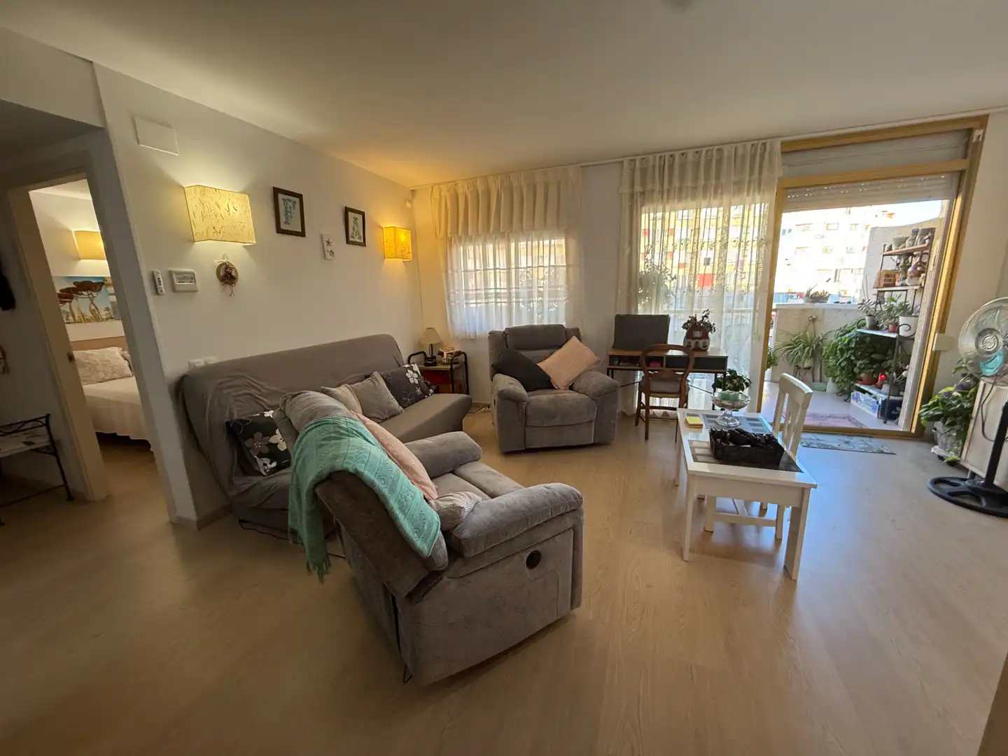 Living room of Flat for sale in Vila-seca  with Air Conditioner, Heating and Parquet flooring