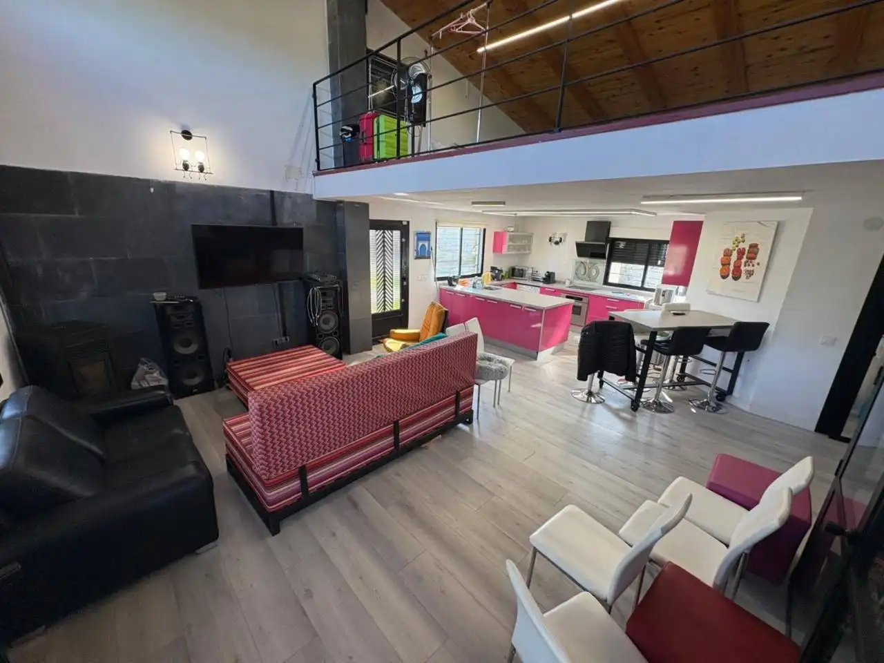 Sala d'estar de Finca rústica en venda en Castalla amb Calefacció, Jardí privat i Terrassa