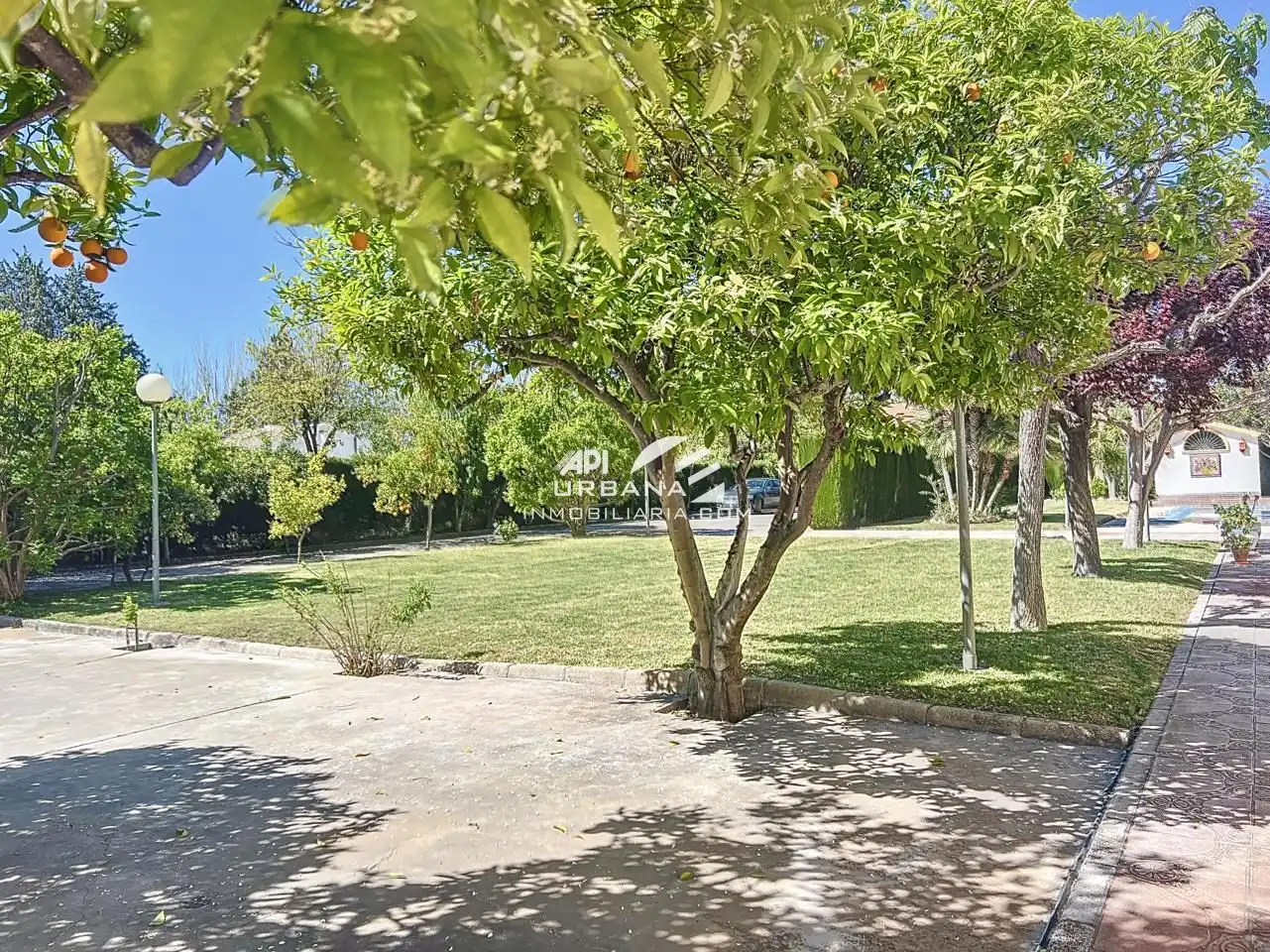 Vista exterior de Casa o chalet en venta en Lucena con Jardín privado, Trastero y Piscina