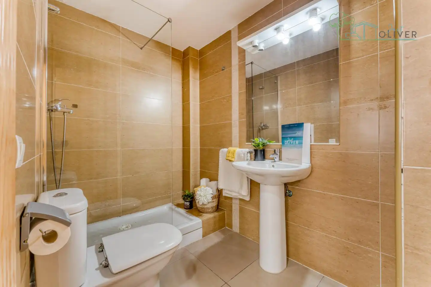 Flat with terrace for sale in calle Ramon Berenguer IV 22, imagen 8
