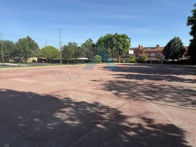 Parking de Casa adosada de alquiler en Meco con Aire acondicionado, Calefacción y Parquet