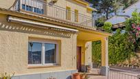 Vista exterior de Casa o xalet en venda en Vallirana amb Aire condicionat, Calefacció i Jardí privat