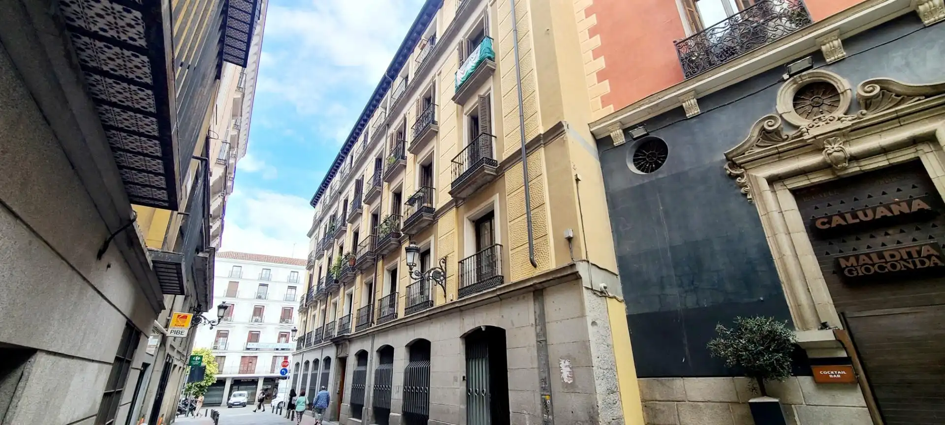 Exterior view of Attic for sale in Madrid  with Air Conditioner, Heating and Storage room
