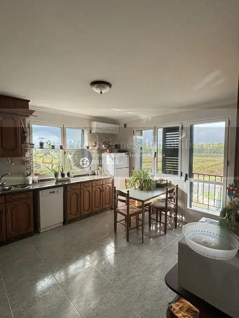 House for sale in Verín